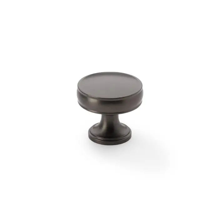 Alexander and Wilks Lynd Cupboard Knob