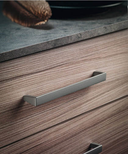 Level Pull Hdl ZA Matt Ant 320mm cc