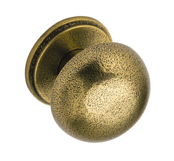 BEVERA Knob Handle