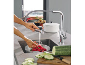 Grohe Essence Tap w PO Spray Br.Warm Sun