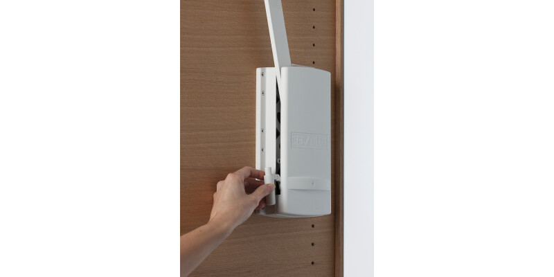 Servetto 2004 W/Robe Lift SO Mech White