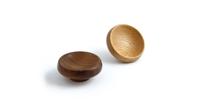 Cadogan Knob Lacq Oak D42x28mm