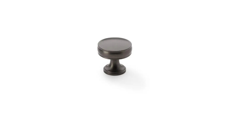 Alexander and Wilks Lynd Cupboard Knob