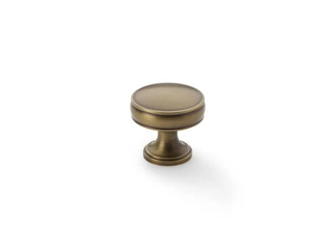 Alexander and Wilks Lynd Cupboard Knob