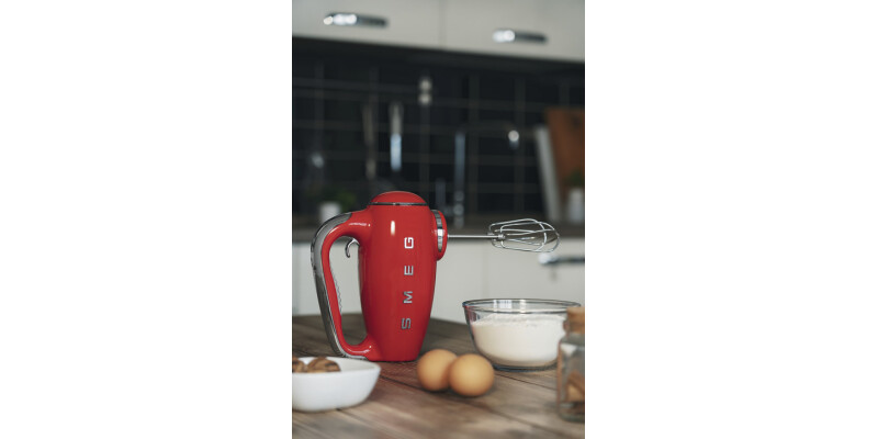 Smeg FAB HMF01RDUK Hand Mixer Red