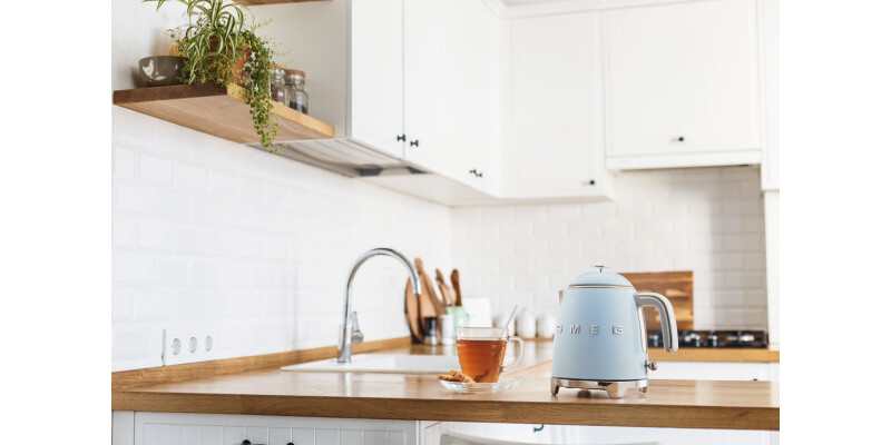 Smeg FAB KLF05PBUK Kettle 0.8L P.Blu