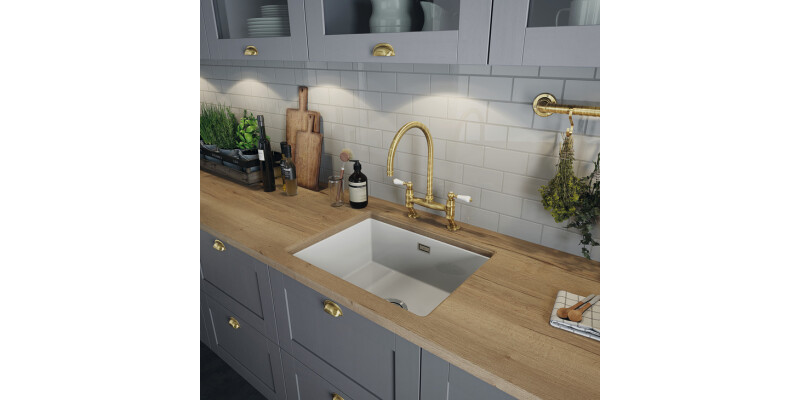 Abode AT1031 Ludlow Bridge C-Tap Brs