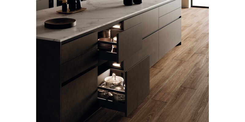 LooxC LED Hiddi Lgt 24V/3W 3900K Blk/Wht