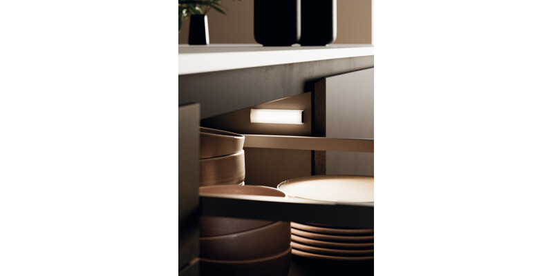 LooxC LED Hiddi Lgt 24V/3W 3900K Blk/Wht