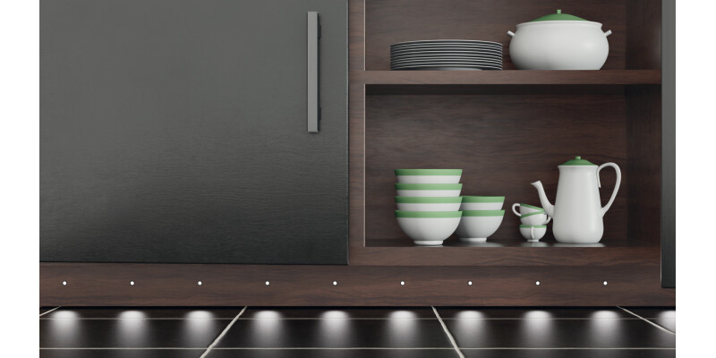 Loox5 LED3101 Plinth 5Set 24V/0.3W 3000K