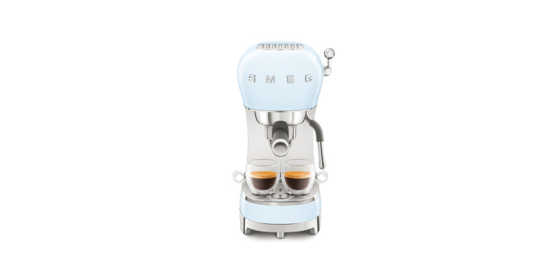Smeg ECF02PBUK Esp Coffee Mch P.Blu