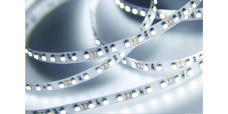 Twilight DC12V LED STRIP TAPE 5 Metre Reel 9 Watts 8mm x 2.2mm 120 led/m