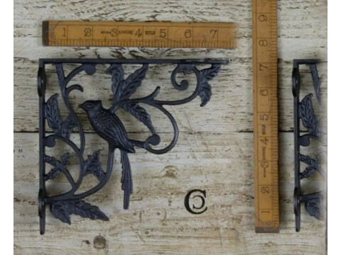 Cottingham - 1 Bird Shelf Wall Bracket - Antique Iron