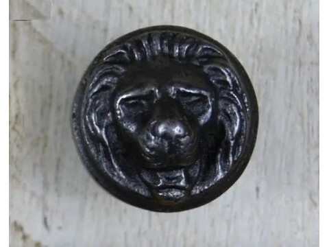 Cottingham - Lion Face Knob - Antique Iron - 30mm