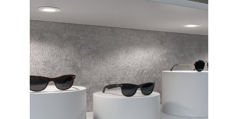 Loox LED2025/2026 Bezel Rnd RM 12V Ant