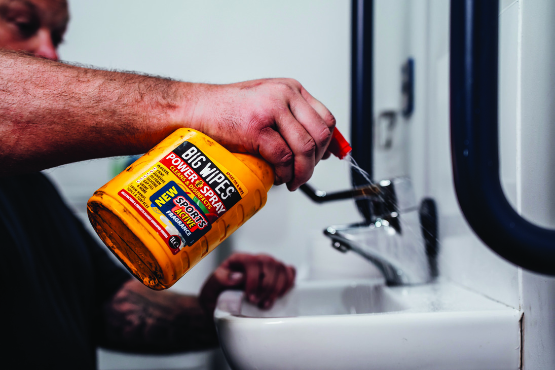 Big Wipes HD Pro+ Power Spray 1lt Btl