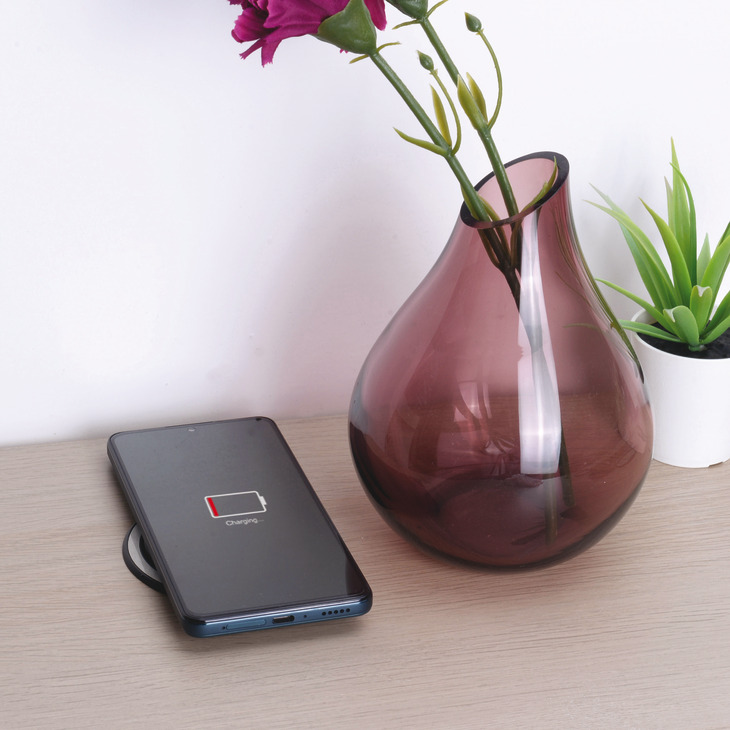 Powerdock PUp Qck Wless+Dual USB BlkAlu