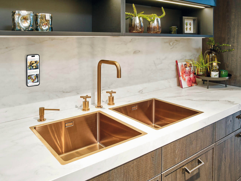 Loox5 USB Qi2 Charger 12V/20W Blk/Wht