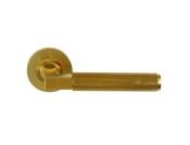 Alexander and Wilks Hurricane Reeded Lever on Round Rose - Pair