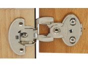 Aximat 300 180D Sgl PivotHinge Arm Screw