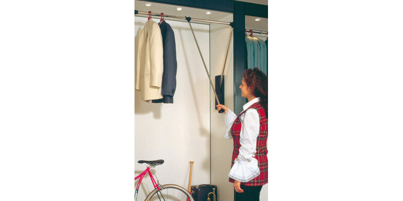 W/Robe Lift Pull 870-1190mm 15kg CP/Blk